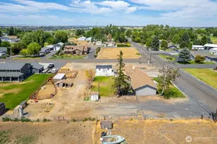 2096 Hamilton Rd NE, Moses Lake, WA 98837 - Photo 13