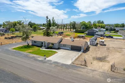 2096 Hamilton Road NE, Moses Lake, WA 98837 - Photo 9