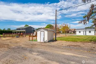 2096 Hamilton Rd NE, Moses Lake, WA 98837 - Photo 5