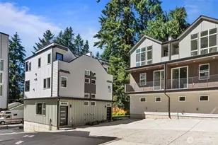 10750 Interlake Ave N, Seattle, WA 98133 - Photo 15
