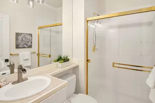 24416 SE 4th Pl, Sammamish, WA 98074 - Photo 17
