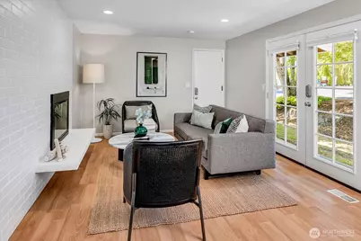 14004 SE 20th Street, Bellevue, WA 98007 - Photo 17