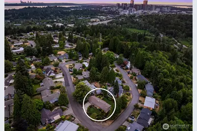 12536 SE 15th Street, Bellevue, WA 98005 - Photo 37