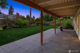 12536 SE 15th St, Bellevue, WA 98005 - Photo 29