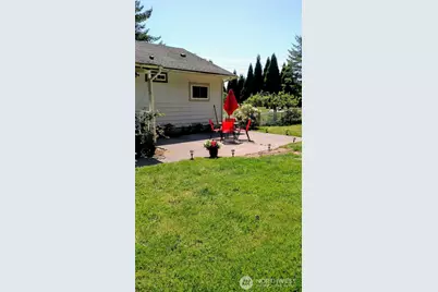 2440 Birch Bay Lynden Road, Custer, WA 98240 - Photo 37