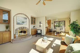 8211 128th Ave SE, Newcastle, WA 98056 - Photo 5