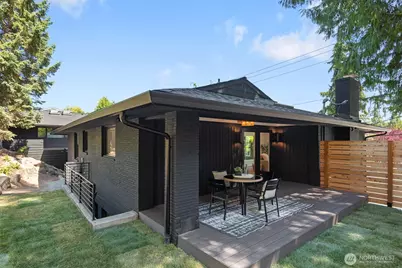 9001 28th Avenue NW, Seattle, WA 98117 - Photo 31