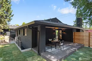 9001 28th Ave NW, Seattle, WA 98117 - Photo 31