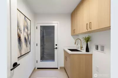 9001 28th Avenue NW, Seattle, WA 98117 - Photo 25
