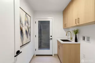 9001 28th Ave NW, Seattle, WA 98117 - Photo 25