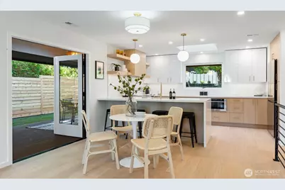 9001 28th Avenue NW, Seattle, WA 98117 - Photo 9
