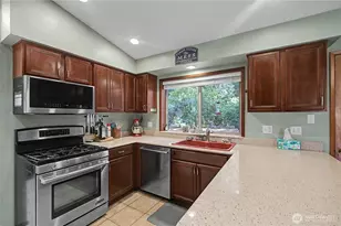 6124 Shady Ln SE, Lacey, WA 98503 - Photo 11