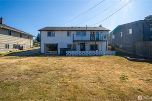 7716 S Mission Dr, Seattle, WA 98178 - Photo 35