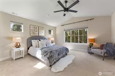 19724 Meridian Place W, Bothell, WA 98012 - Photo 17