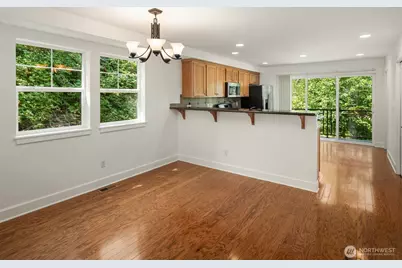2755 SW Sylvan Heights Drive, Seattle, WA 98106 - Photo 7