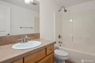 2755 SW Sylvan Heights Dr, Seattle, WA 98106 - Photo 19