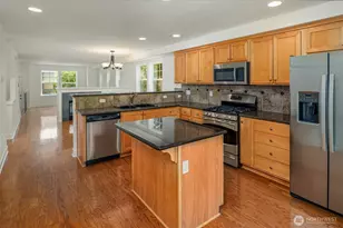2755 SW Sylvan Heights Dr, Seattle, WA 98106 - Photo 9
