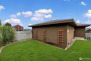 2509 39th St, Washougal, WA 98671 - Photo 37