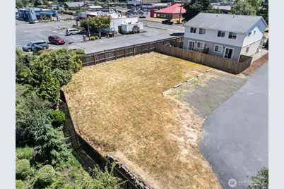 1042 Hanford Avenue, Bremerton, WA 98310 - Photo 5
