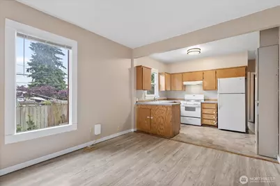 2307 Rockefeller Avenue, Everett, WA 98201 - Photo 15