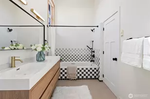 5356 Ruby Pl NE, Bainbridge Island, WA 98110 - Photo 35