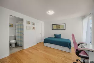 4231 NE 5th St, Renton, WA 98059 - Photo 11