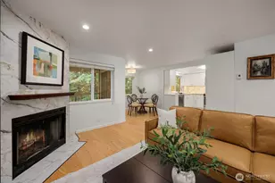 4231 NE 5th St, Renton, WA 98059 - Photo 5