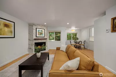 4231 NE 5th Street #B203, Renton, WA 98059 - Photo 3