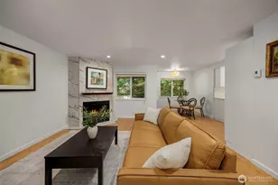 4231 NE 5th St, Renton, WA 98059 - Photo 3