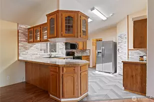 600 Egret Ln, Longview, WA 98632 - Photo 9