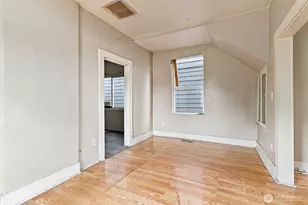 2371 S Yakima Ave, Tacoma, WA 98405 - Photo 5