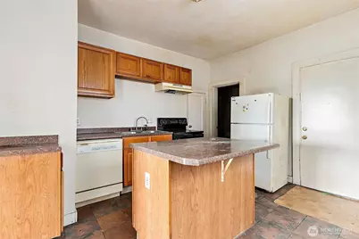 2371 S Yakima Avenue, Tacoma, WA 98405 - Photo 7