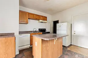 2371 S Yakima Ave, Tacoma, WA 98405 - Photo 7