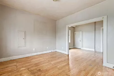 2371 S Yakima Avenue, Tacoma, WA 98405 - Photo 3