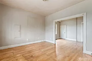 2371 S Yakima Ave, Tacoma, WA 98405 - Photo 3
