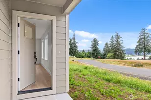 19 B Anchor Way Loop, Cathlamet, WA 98612 - Photo 3
