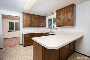 10907 E 151st St, Puyallup, WA 98374 - Photo 9
