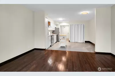 1100 106th Avenue NE #801, Bellevue, WA 98004 - Photo 9