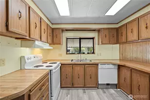 2514 State Route 702 E, Roy, WA 98580 - Photo 9