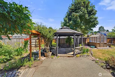 402 Orting Avenue NW, Orting, WA 98360 - Photo 27