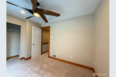 2325 Franklin Avenue E #A, Seattle, WA 98102 - Photo 15