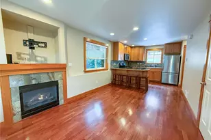 2325 Franklin Ave E, Seattle, WA 98102 - Photo 5