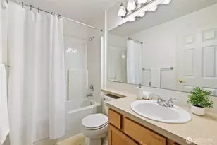 12140 NE 24th St, Bellevue, WA 98005 - Photo 19