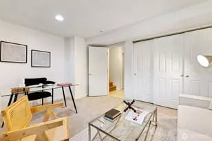 12140 NE 24th St, Bellevue, WA 98005 - Photo 21