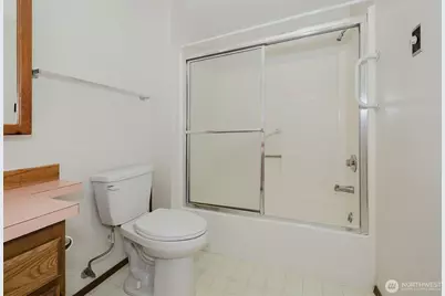 3580 Narrows View Lane NE #103, Bremerton, WA 98310 - Photo 23