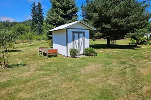 106 Maulwee Dr, Silver Creek, WA 98585 - Photo 37