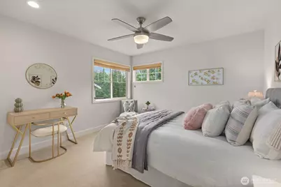 1021 271st Avenue SE, Sammamish, WA 98075 - Photo 33