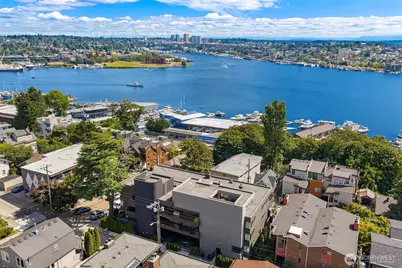 2040 Waverly Place N #302, Seattle, WA 98109 - Photo 31