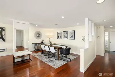 2040 Waverly Place N #302, Seattle, WA 98109 - Photo 9