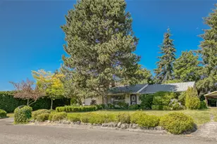 10704 Doten Dr SW, Lakewood, WA 98499 - Photo 3